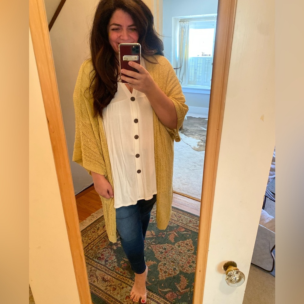 Mustard yellow short sleeve cardi / duster